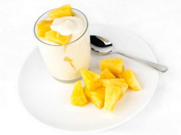 Spumă de fromage blanc cu ananas