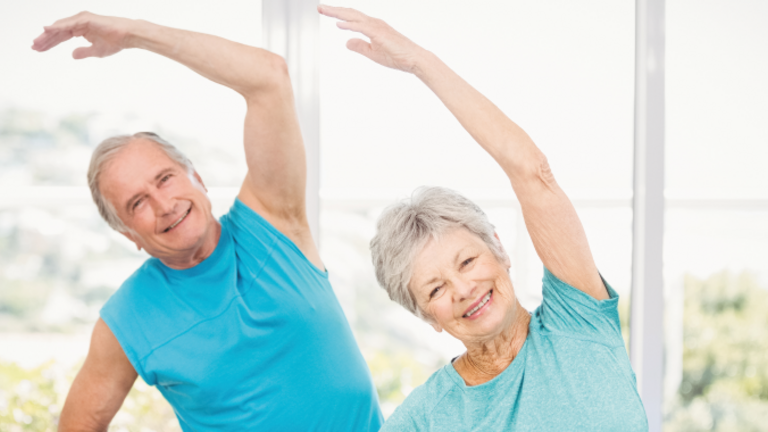 [Translate to Romania:] Man and Woman exercising